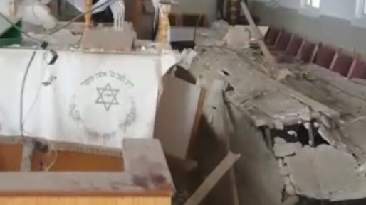 צילום: צפו בנזקים הכבדים בבית הכנסת ובבית בפורת
