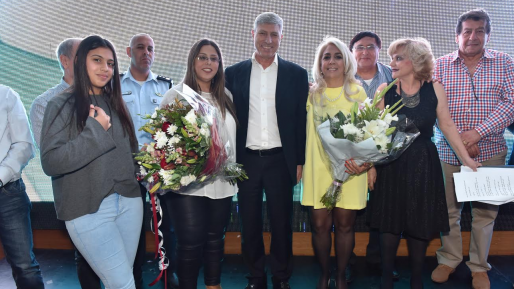 צילום: עיריית קריית אתא שמחה גאטומה עובדת מצטיינת 2017