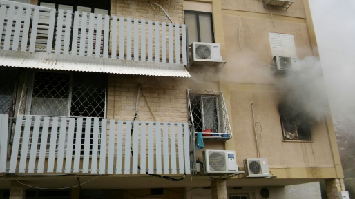 צילום: איחוד הצלה אם וילדיה נפגעו בשריפה שפרצה בדירה ברכסים