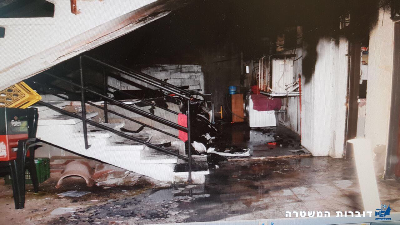 השיחה המפלילה: נעצרו שלושה צעירים בחשד להצתת מבנה כנקמה