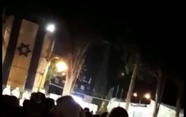 צילום: ניצן רובין צפו: זעם ברמלה – המואזין כרז במכוון ופגע בטקס ליום הזיכרון