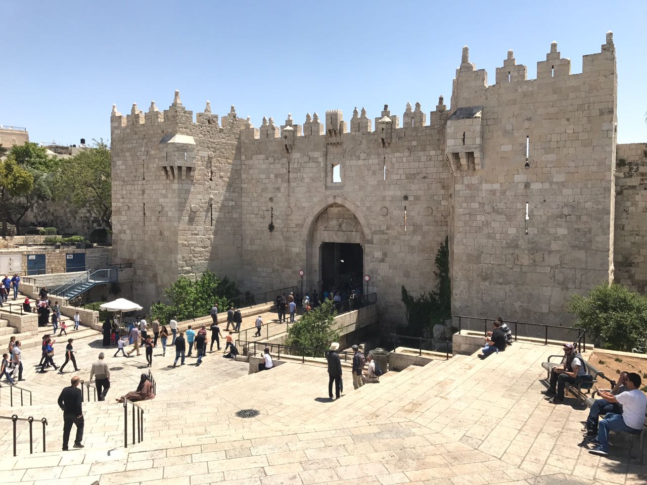 צילום: שלמה מור המשטרה פינתה תהלוכת תמיכה במחבלים האסירים בשער שכם