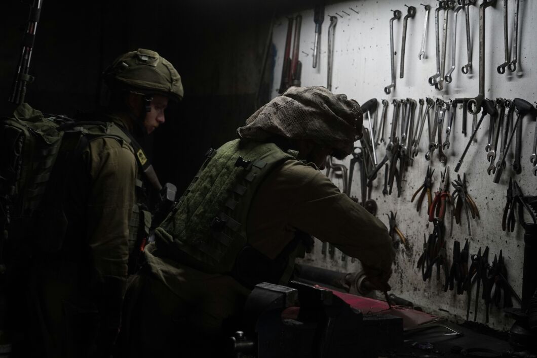 כוחותינו פשטו על בתי מלאכה בבלטה ותפסו 3 מחרטות לייצור אמצעי לחימה