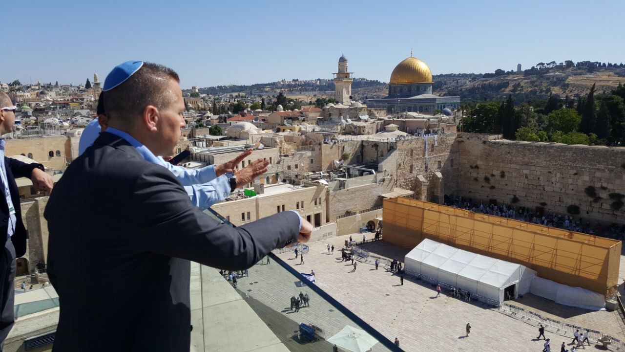 השר ארדן הוציא "צו סגירה" לכנס של הרשות: "אמשיך למנוע כל הפרה של הריבונות הישראלית בבירתנו ירושלים"