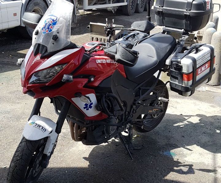 צילום: איחוד הצלה שומרון בת 3 נפגעה מרכב בחניון בבת ים – מצבה בינוני