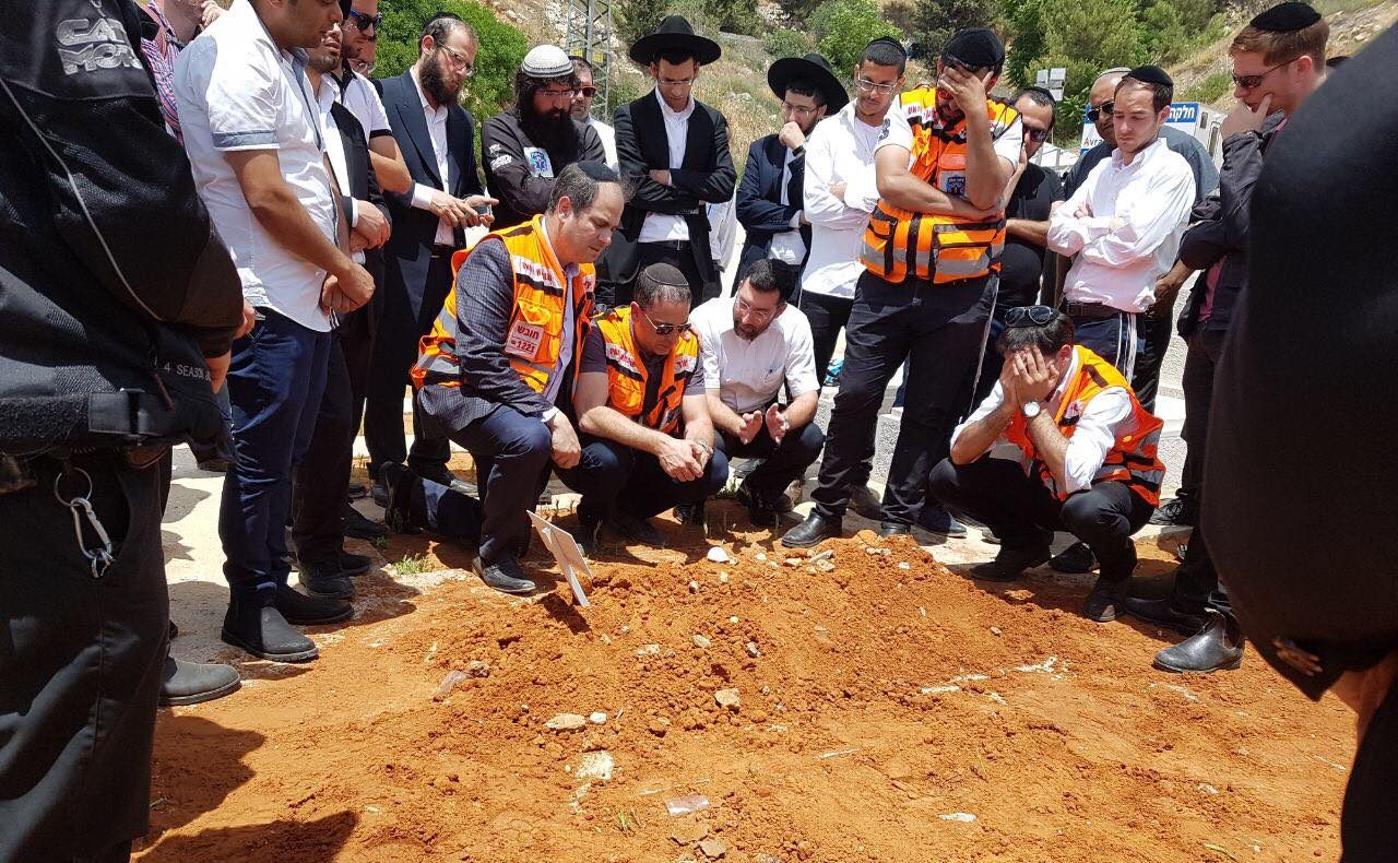 צילום: איחוד הצלה הובא למנוחות מתנדב איחוד הצלה שנהרג בדרכו להציל חיים: "מלאך בדמות אדם"
