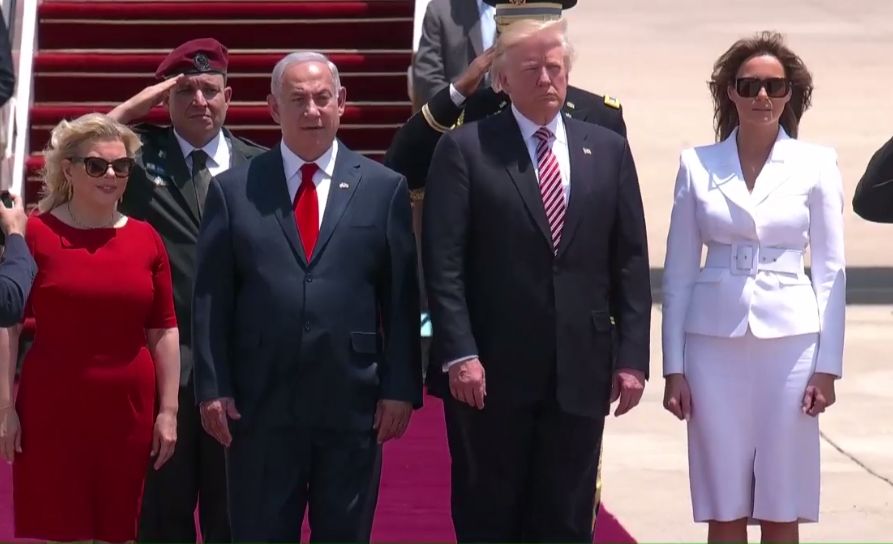 טראמפ: "הזדמנות אדירה לשלום – אוהבים את ישראל". נתניהו: "מקווה שיום יבוא ונוכל לטוס לריאד"