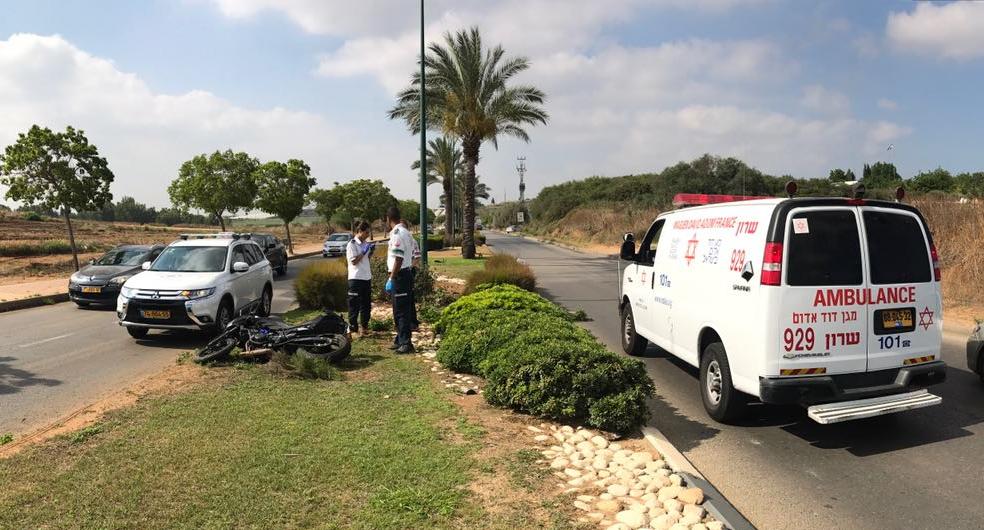 רוכב אופנוע נפצע קשה בתאונה באבן יהודה