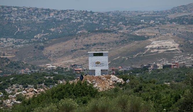 צילום: דובר צה צה"ל: נחשפה תשתית הטרור הסודית של חיזבאללה בגבול סוריה