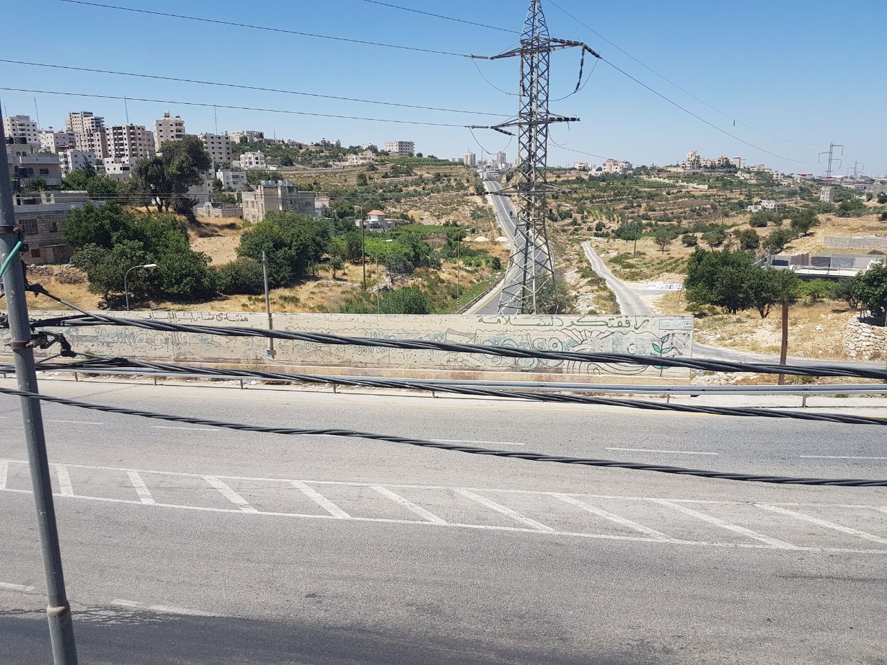 צילום: מוקד 443 הטרור בארצנו: אבנים הושלכו בחברון ובגוש עציון