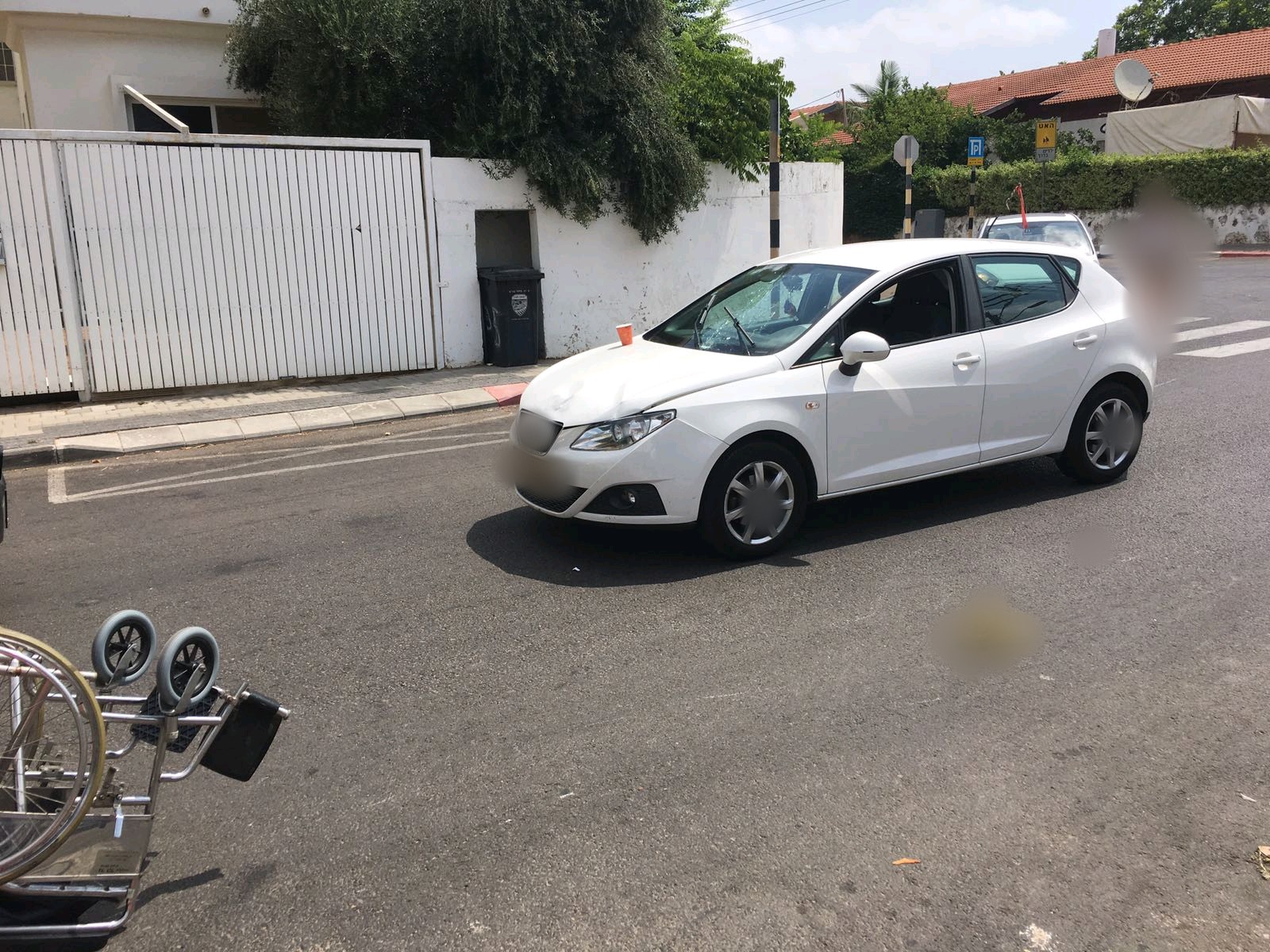 צילום: דוברות מד''א קשישה על כסא גלגלים נהרגה מפגיעת רכב בראשון לציון