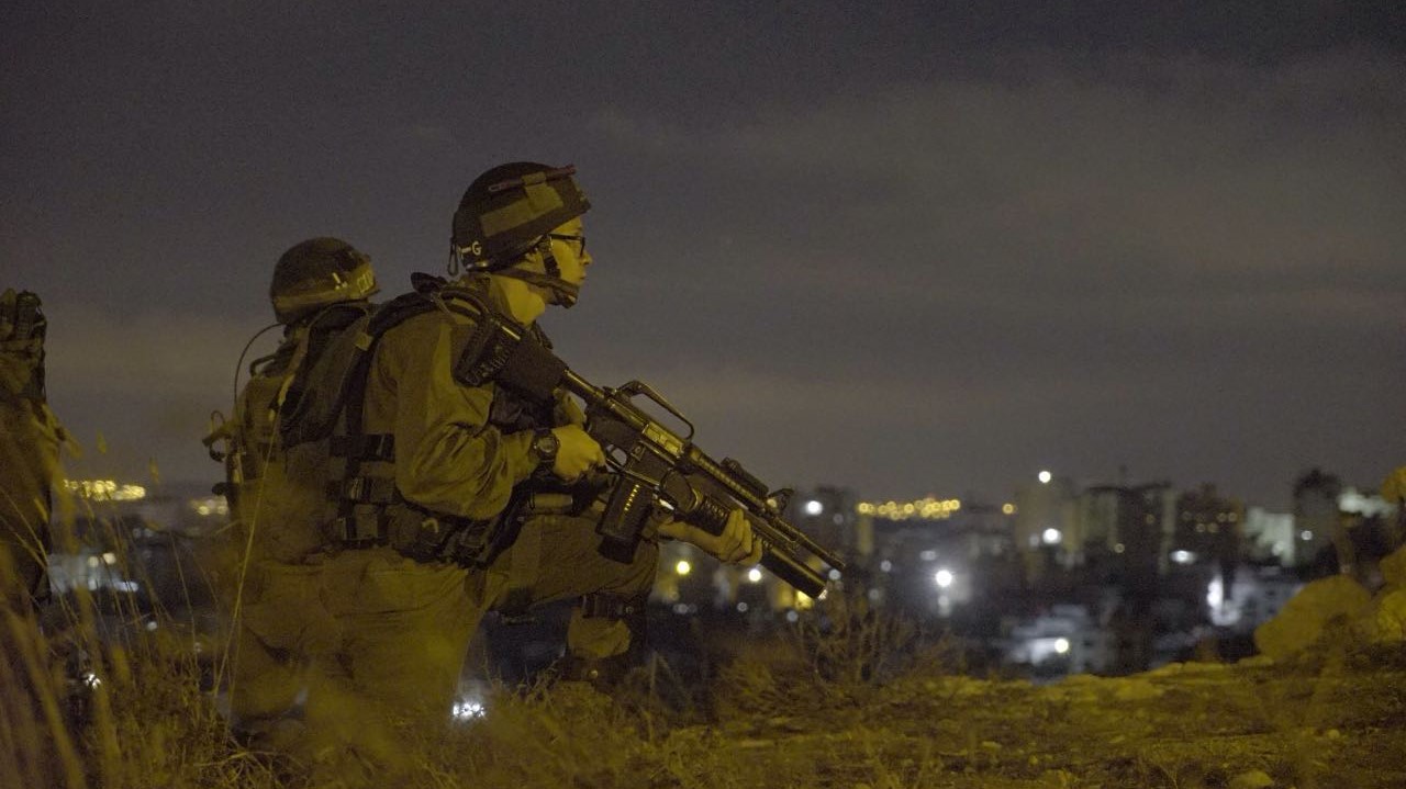 צילום: דובר צה''ל 12 מבוקשים נעצרו, כספי טרור ונשק נתפסו