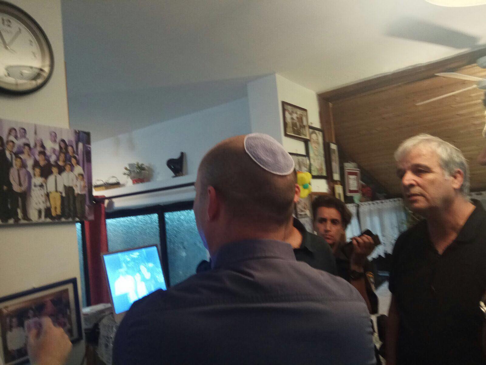 בנט: ״קורא לתביעה הצבאית לדרוש עונש מוות למחבל שרצח את משפחת סלומון״