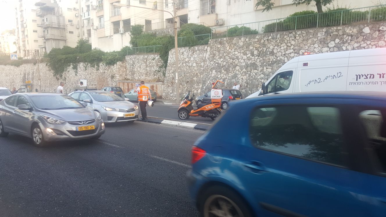 צילום: איחוד הצלה מבוגרת כבת 80 נפצעה אנוש מפגיעת רכב בחיפה