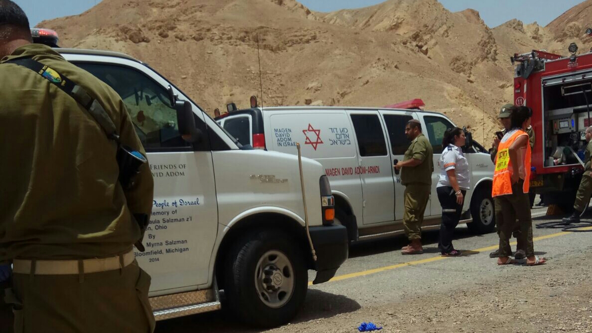 צילום: דוברות מד''א בעקבות התאונה הקטלנית: צה״ל יעצור את כל הנסיעות ממרכז הובלה