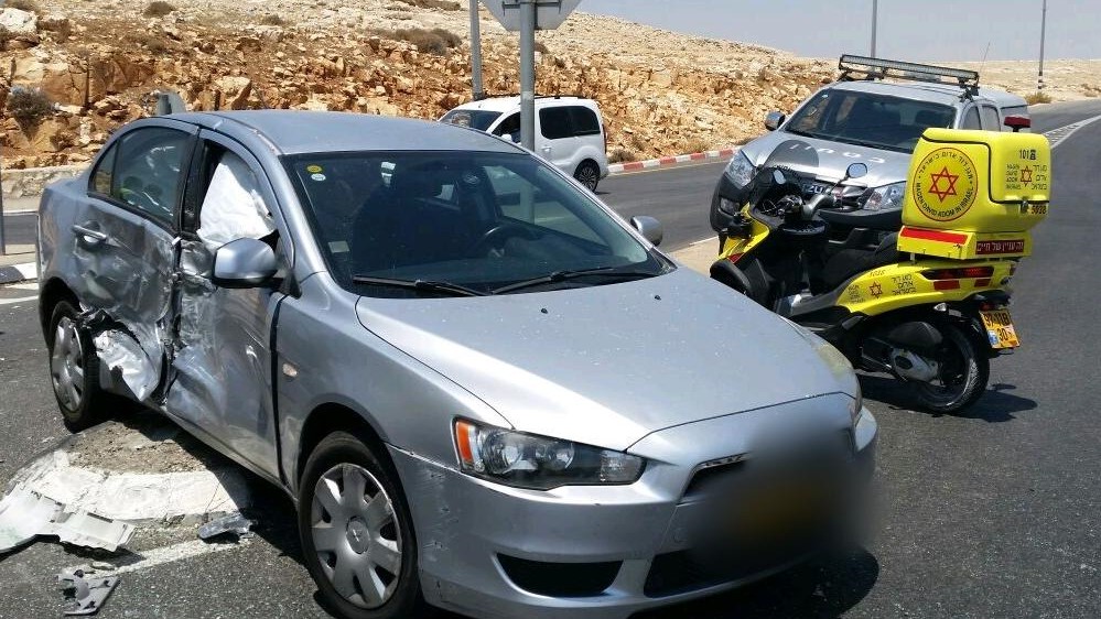 צילום: דוברות מד''א 5 פצועים בהם ילדה בתאונה בכביש 437
