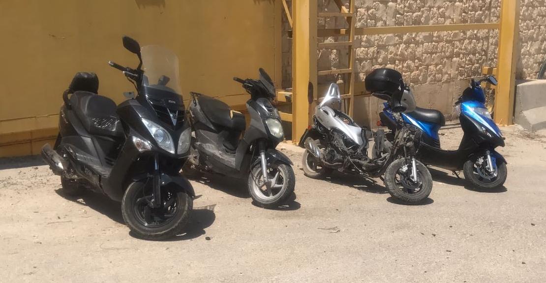 צילום: דוברות המשטרה 4 קטנועים גנובים נתפסו בפעילות ממוקדת בכפר ענאתא