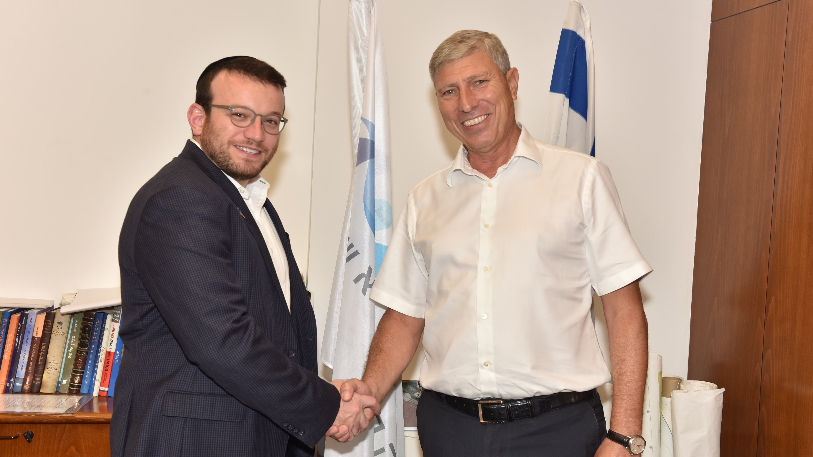 צילום: עיריית קריית אתא מחזקים את הקשר: ראש העיר ומנכ"ל איחוד הצלה בשיתוף פעולה פורה