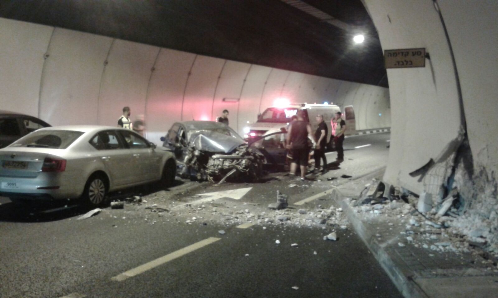 צילום: שי פריד מנהרות הכרמל נחסמו זמנית עקב תאונת דרכים
