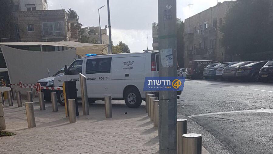 צילום: 0404 הכניסה לבית הנשיא נסגרה זמנית עקב חפץ חשוד