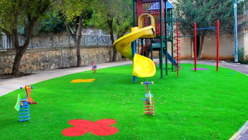 מטפלת במעון בכרמיאל נעצרה בחשד להתעללות בפעוטות
