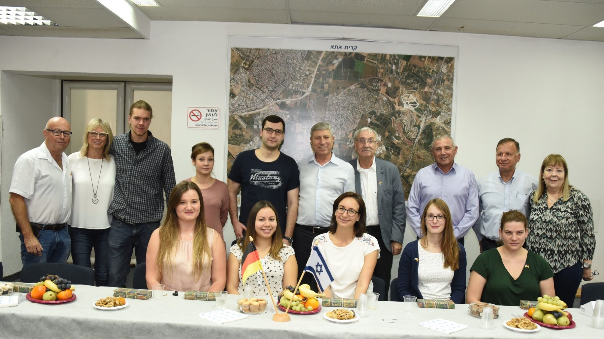 צילום: עיריית קריית אתא ערים תאומות: משלחת של סטודנטים גרמנים מהעיר רייניקנדורף מבקרת בקריית אתא
