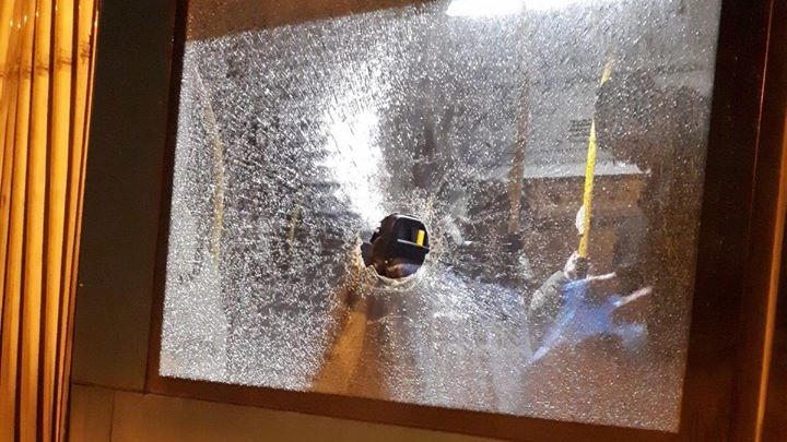 צילום: גילעד הדרי נעצרו ערבים שרגמו באבנים אוטובוס בגשר עוזי נרקיס בירושלים