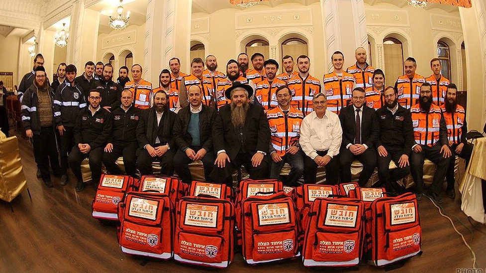 צילום: Photographer Roman Vilenskyi רפאל יצחק וילנסקי הישראלים לימדו את האוקראינים בקייב להציל חיים