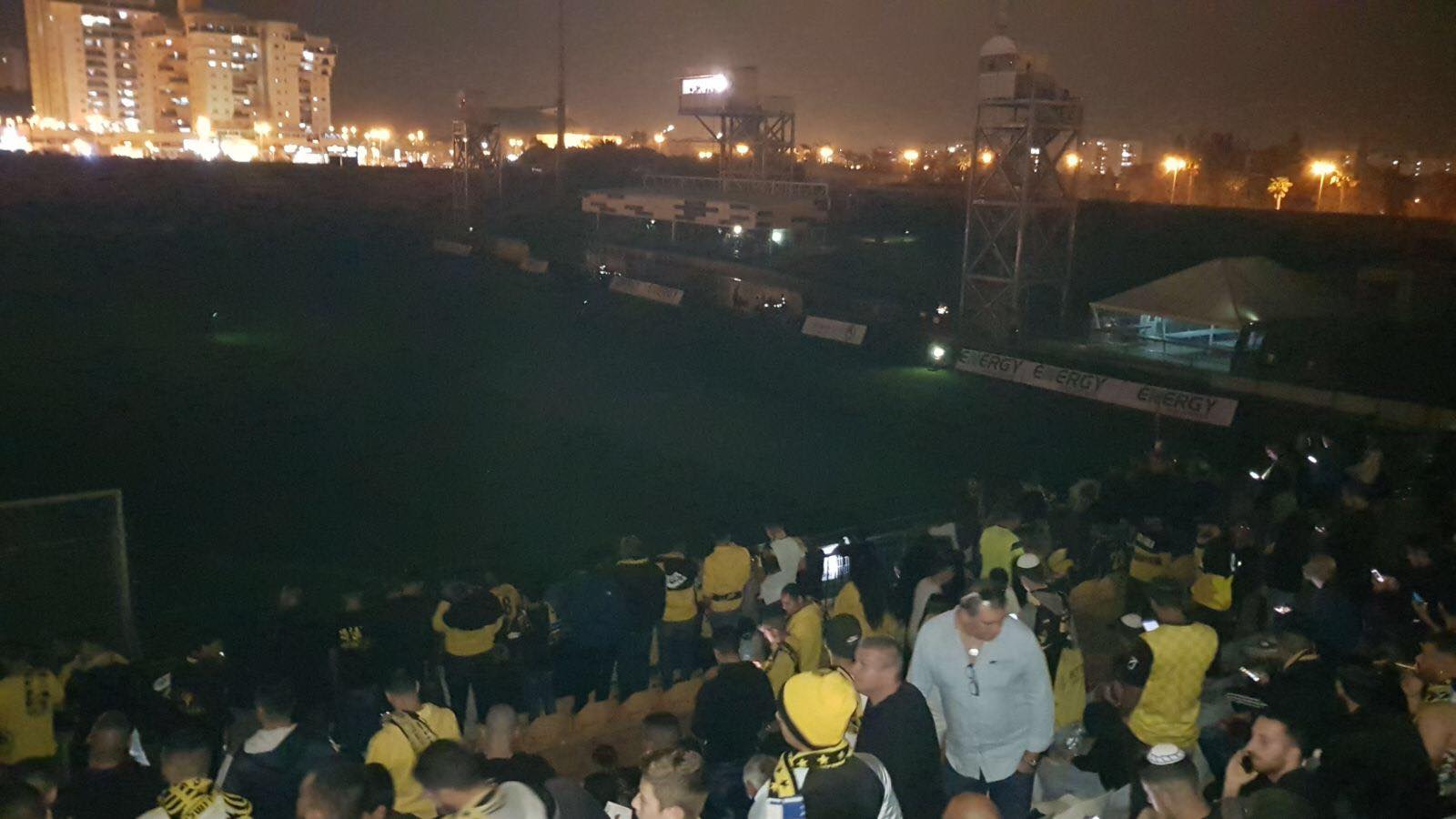 צילום: נתיב שרעבי עלטה במגרש באשקלון: המשחק מול בית״ר לא נפתח בזמן