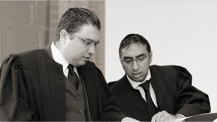 נוהגים שלא כחוק