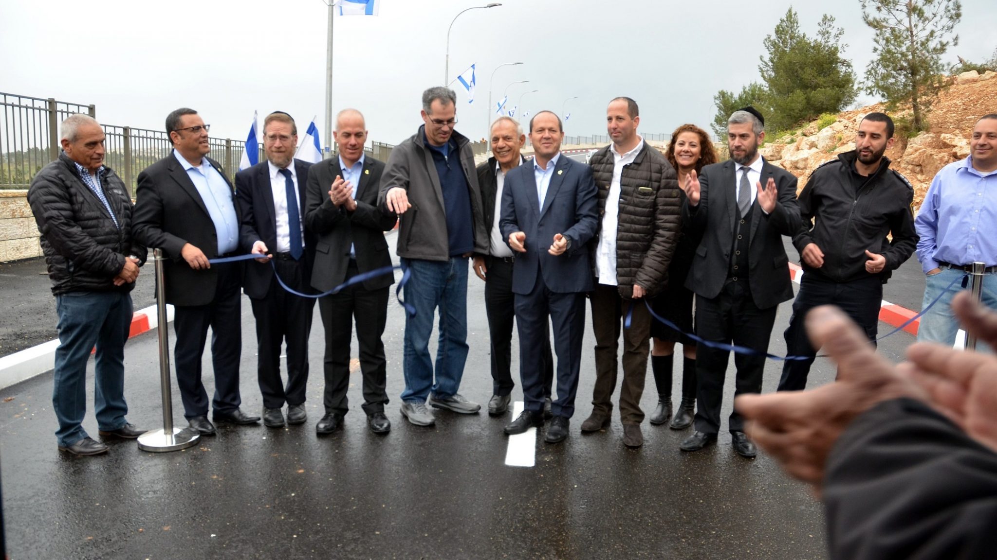 צילום: ג'קי לוי ברקת חנך את הכביש החדש שסללה העירייה בהר חוצבים שישפר התנועה והנגישות באזור
