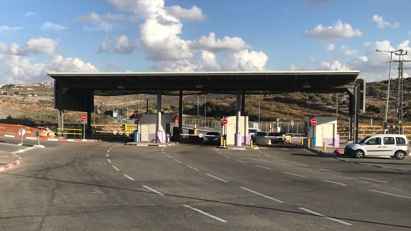 צילום: רשות המעברים ערבי וברשותו סכין נעצר במעבר תאנים
