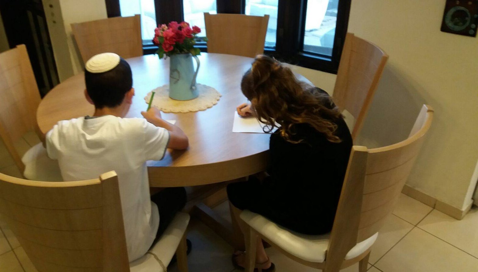 צילום: ידידיה זמורה, פייסבוק ילדי משפחת זמורה פנו לשופטים שזיכו את המחבל: "תסתכלו לנו בעיניים, תבינו אותנו ותעשו צדק"