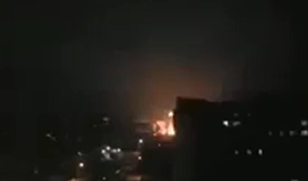 צילום: תקשורת ערבית דיווח בסוריה: 11 הרוגים בתקיפת כוחותינו מחיל האוויר בדמשק