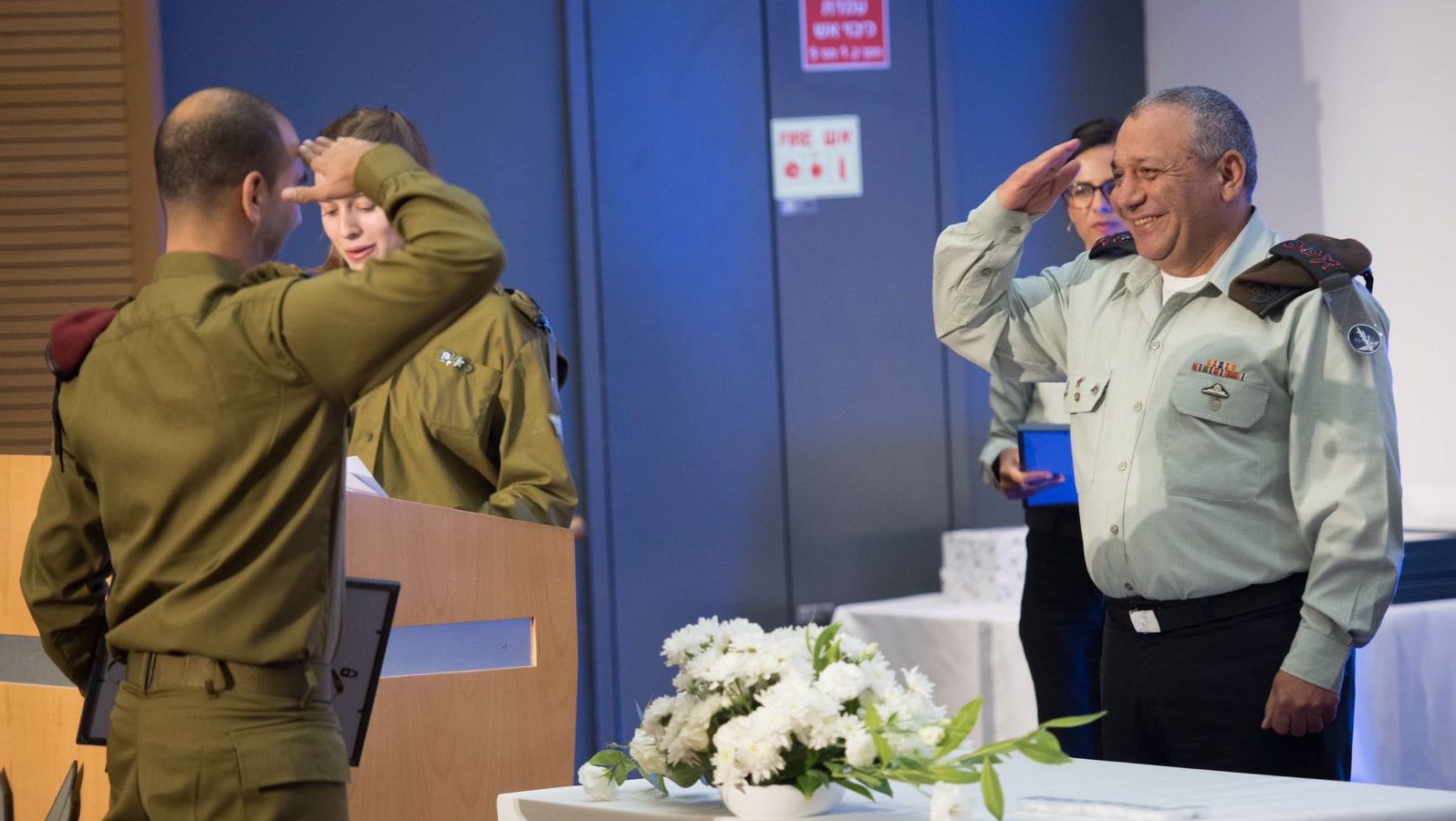 צילום: דובר צה״ל אייזנקוט בטקס מצטייני מערך המילואים: ״גאה בדרך בה אתם צועדים״