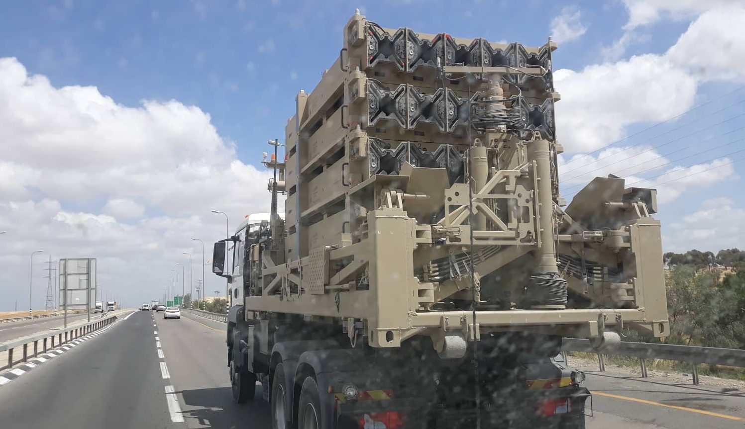 צילום: נתנאל יאמין סוללה נוספת של כיפת ברזל נמסרה בסוף השבוע לצבא ארה