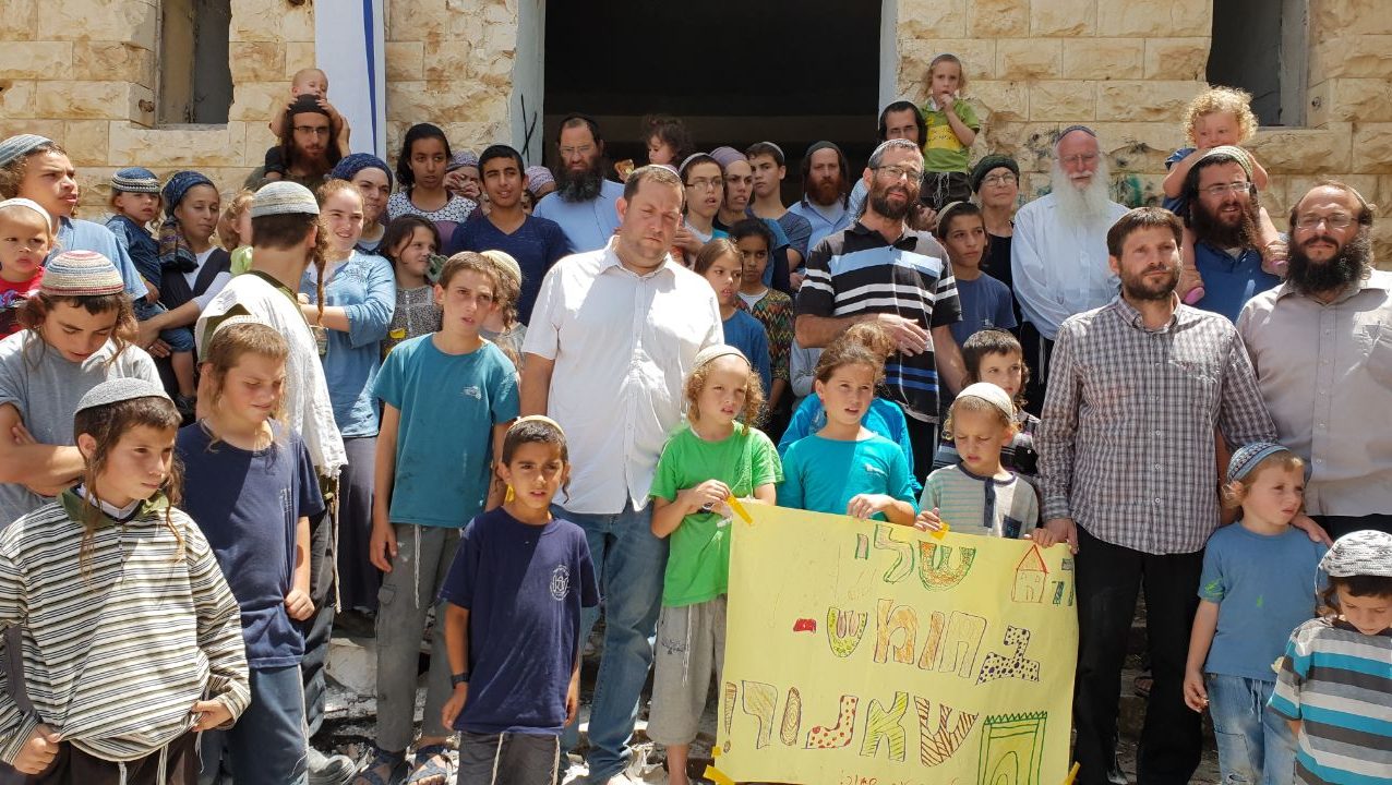 צילום: חומש תחילה מגורשי שאנור שעלו לבתיהם ההרוסים לצה"ל: "נסיים המחאה בשעות הערב"