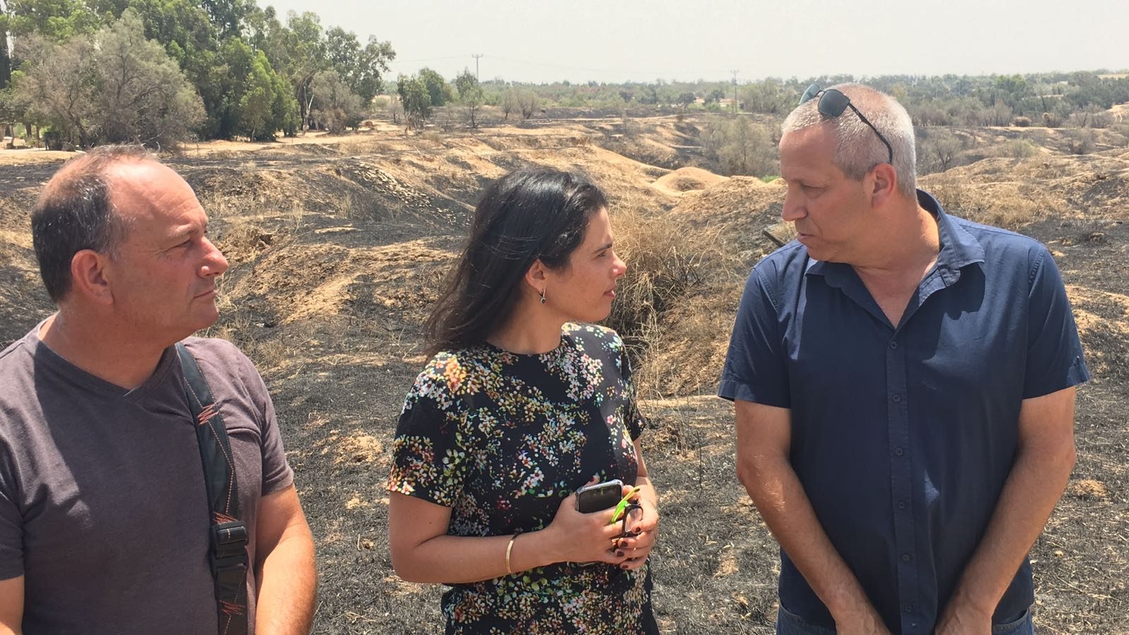 שקד בסיור בדרום: "דין עפיפון בעוטף כדין טיל על אשקלון. המדינה מחוייבת להנחית אגרוף ברזל נגד המשגרים"