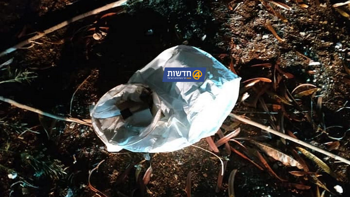 צילום: 0404 פרסום ראשון: בלון תבערה נפל במושב ברקת הסמוך לנתב״ג. תושב: "כדור אש"