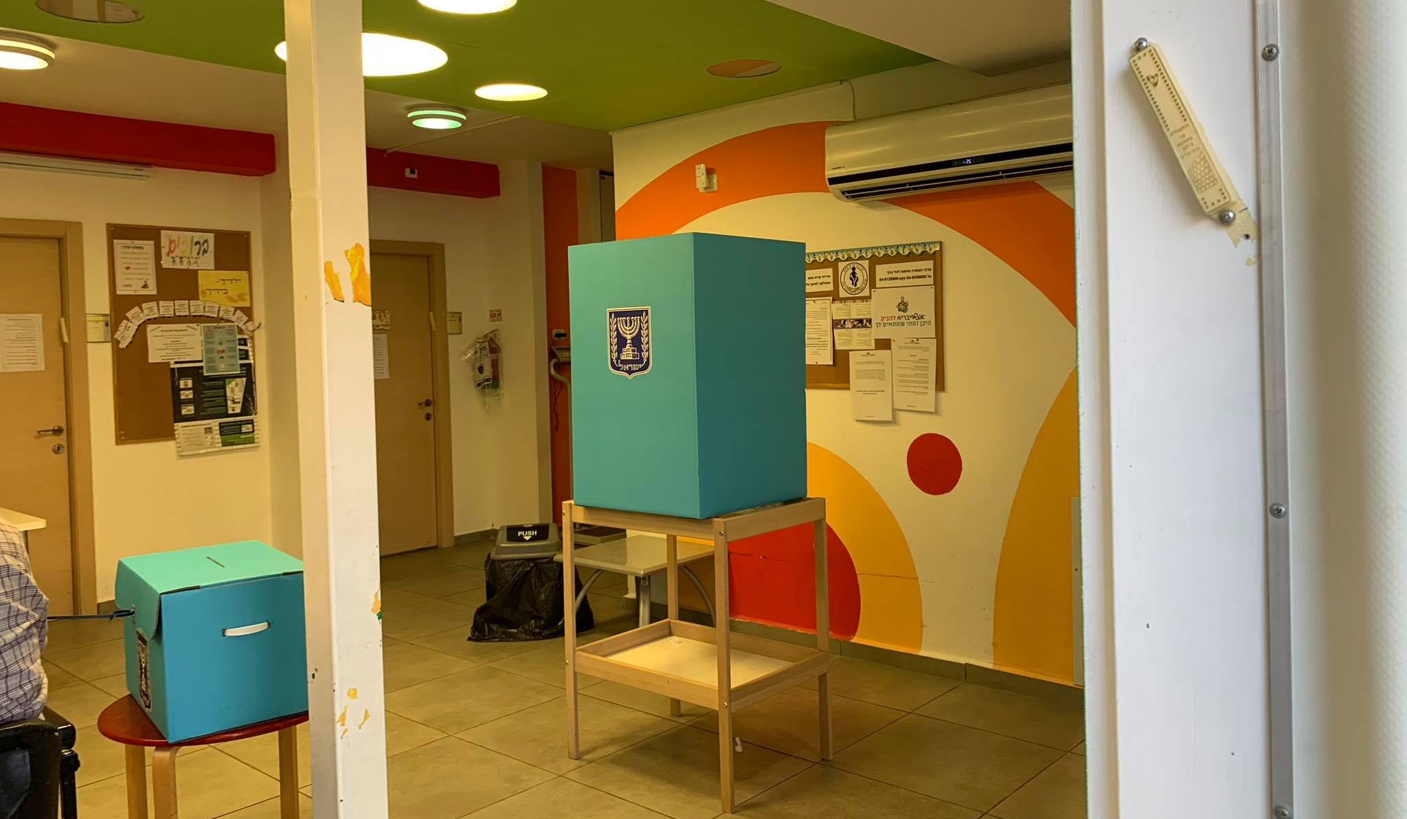 צילום: חדשות 0404 עקב חשד לניסיון זיוף קולות החיילים בתל אביב – הנושא עבר לבדיקה משפטית
