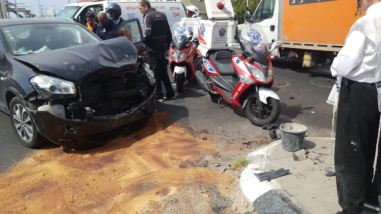 צילום: דוברות איחוד הצלה בת שנה וחצי נפצעה באורח בינוני בתאונה בבת ים