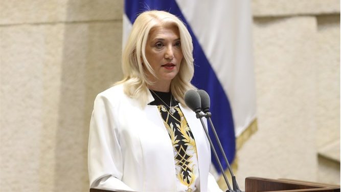 צילום: יצחק הררי, דוברות הכנסת אוסנת מארק נגד מנדלבליט: