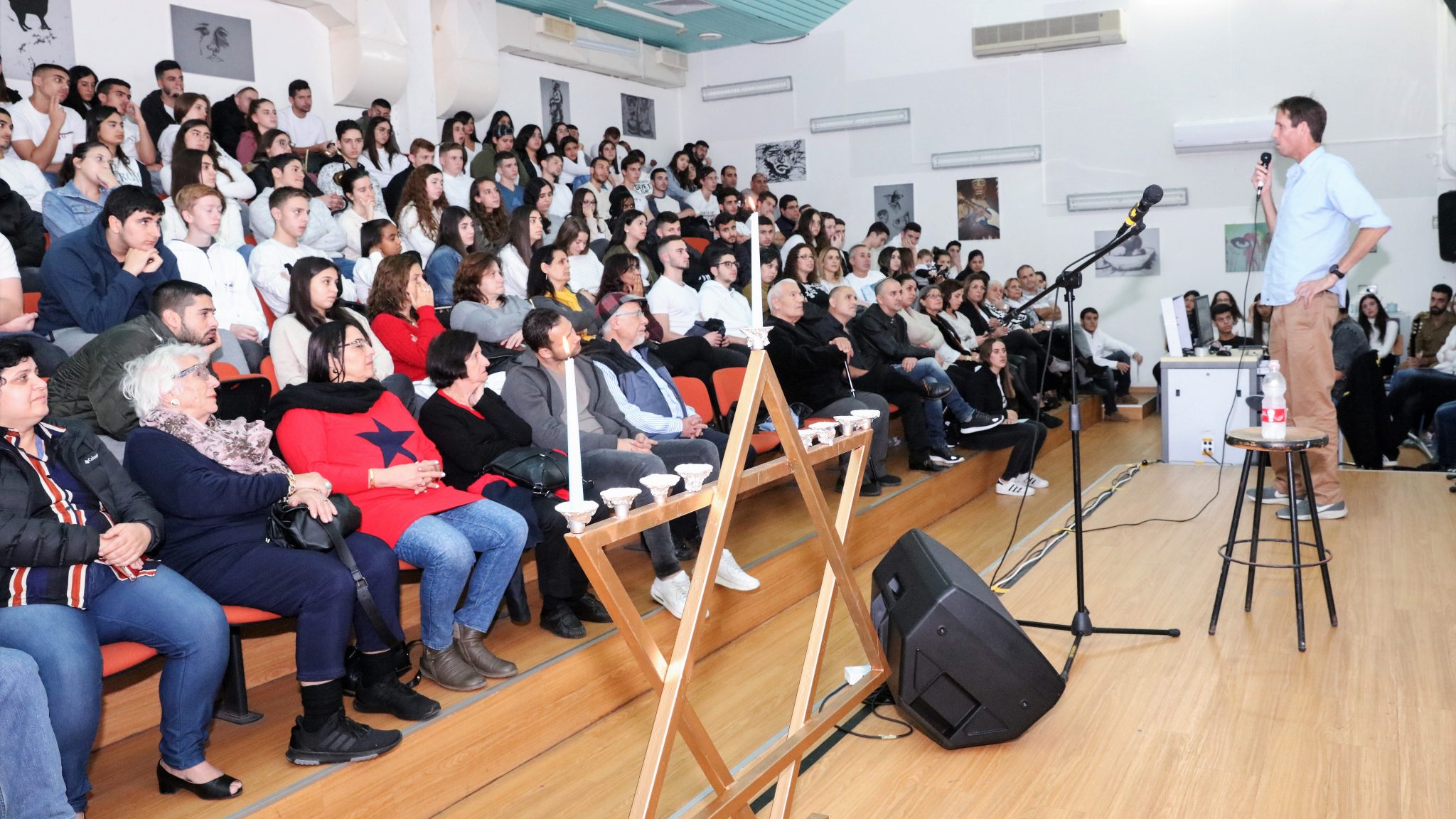 צילום: דוברות עיריית מגדל העמק שיא הגבורה: תלמידי "אורט רוגוזין" קיימו את 'ערב הגבורה' המסורתי