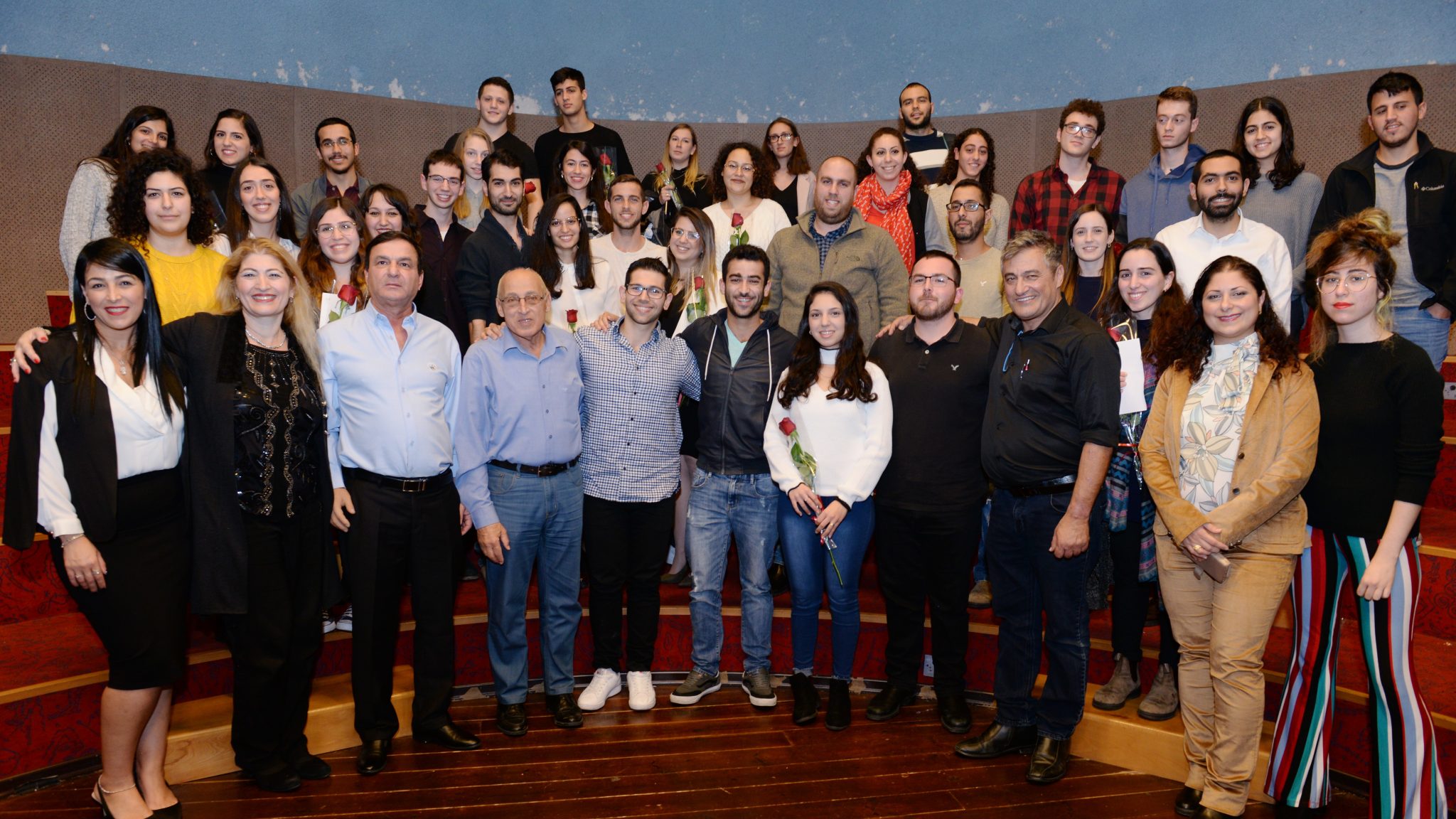 עיריית חולון העניקה מלגות לסטודנטים ולצעירים מצטיינים תושבי העיר