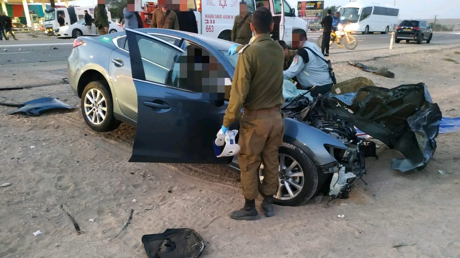 צילום: תיעוד מבצעי מד כביש הדמים: הרוג בתאונה בין משאית לרכב פרטי בכביש 90