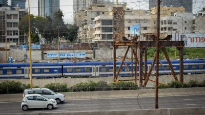 יו״ר סיעת ש״ס בת״א: "מוחים בתוקף על רמיסת השבת בראש חוצות"