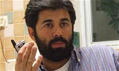 פשע שנאה: ערבים עקרו את שלט ההנצחה באנדרטה של יוסי שוק הי"ד