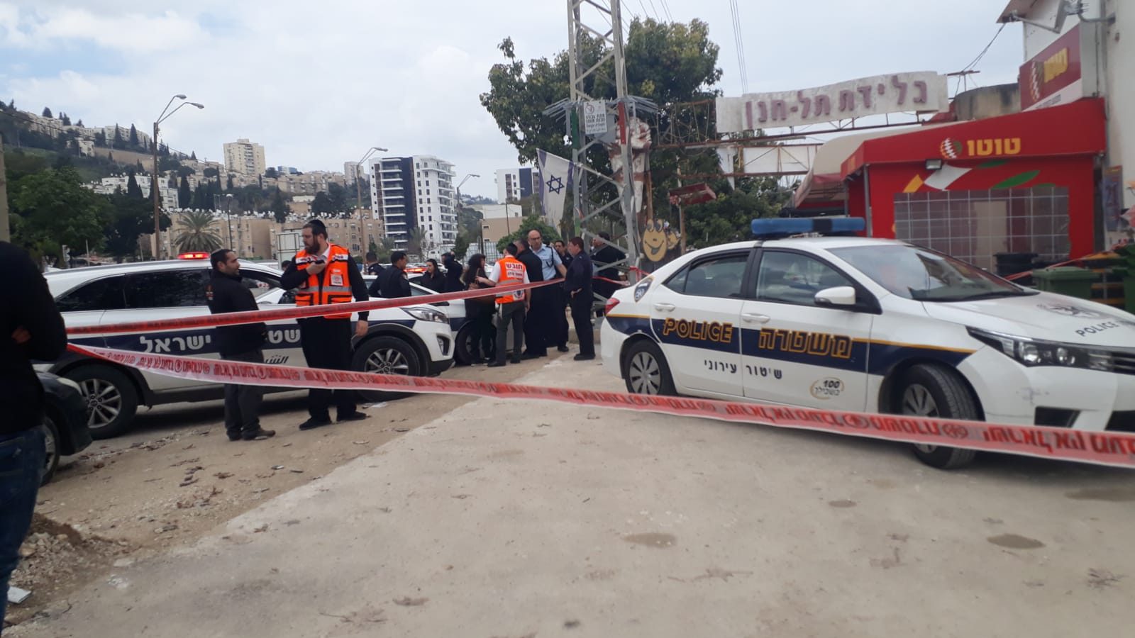 צילום: דוברות איחוד הצלה שני תושבי נשר נורו מרכב חולף – מצוד מתנהל אחר החשודים
