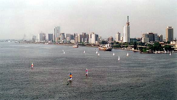צילום: ויקיפדיה ניגריה: עשרות לכודים, בהם ילדים, בקריסת בניין בלאגוס