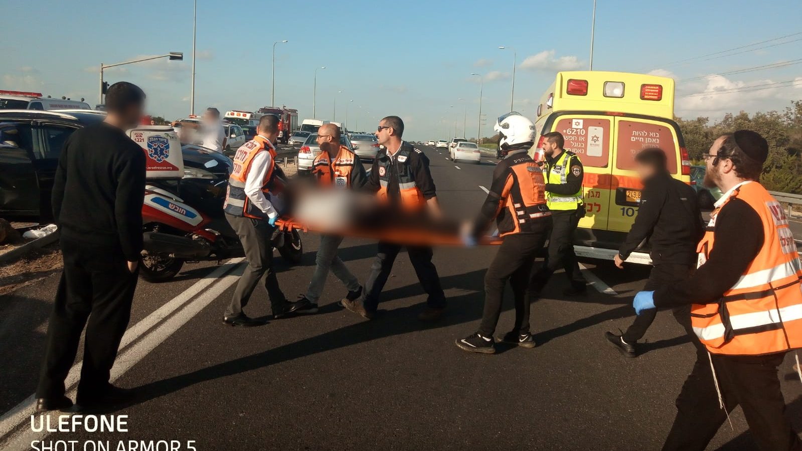 צילום: דוברות איחוד הצלה שמונה פצועים קל ובינוני בתאונה סמוך לצומת אמונים